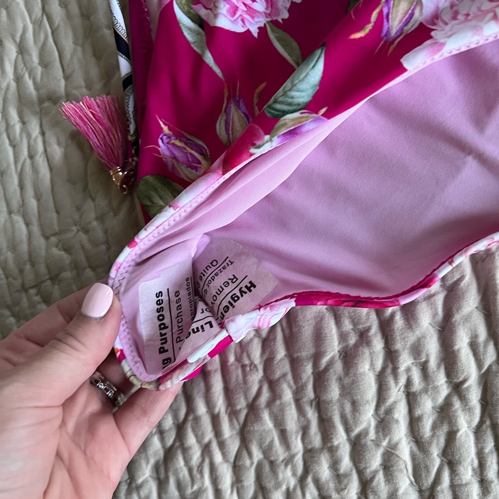 Floral bikini - Picture 8 of 9